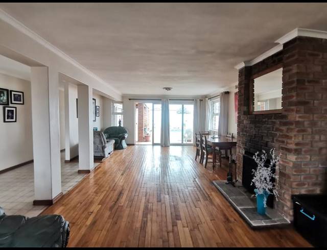 3 BEDROOM HOUSE FOR SALE IN LOTUS RIVER